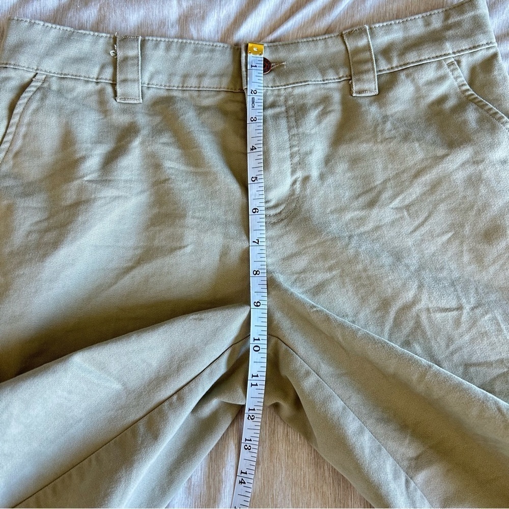 Dickies Khaki Cargo, Utility, Work, Outdoor, Women’s Size 6 Relaxed Shorts - Picture 11 of 12